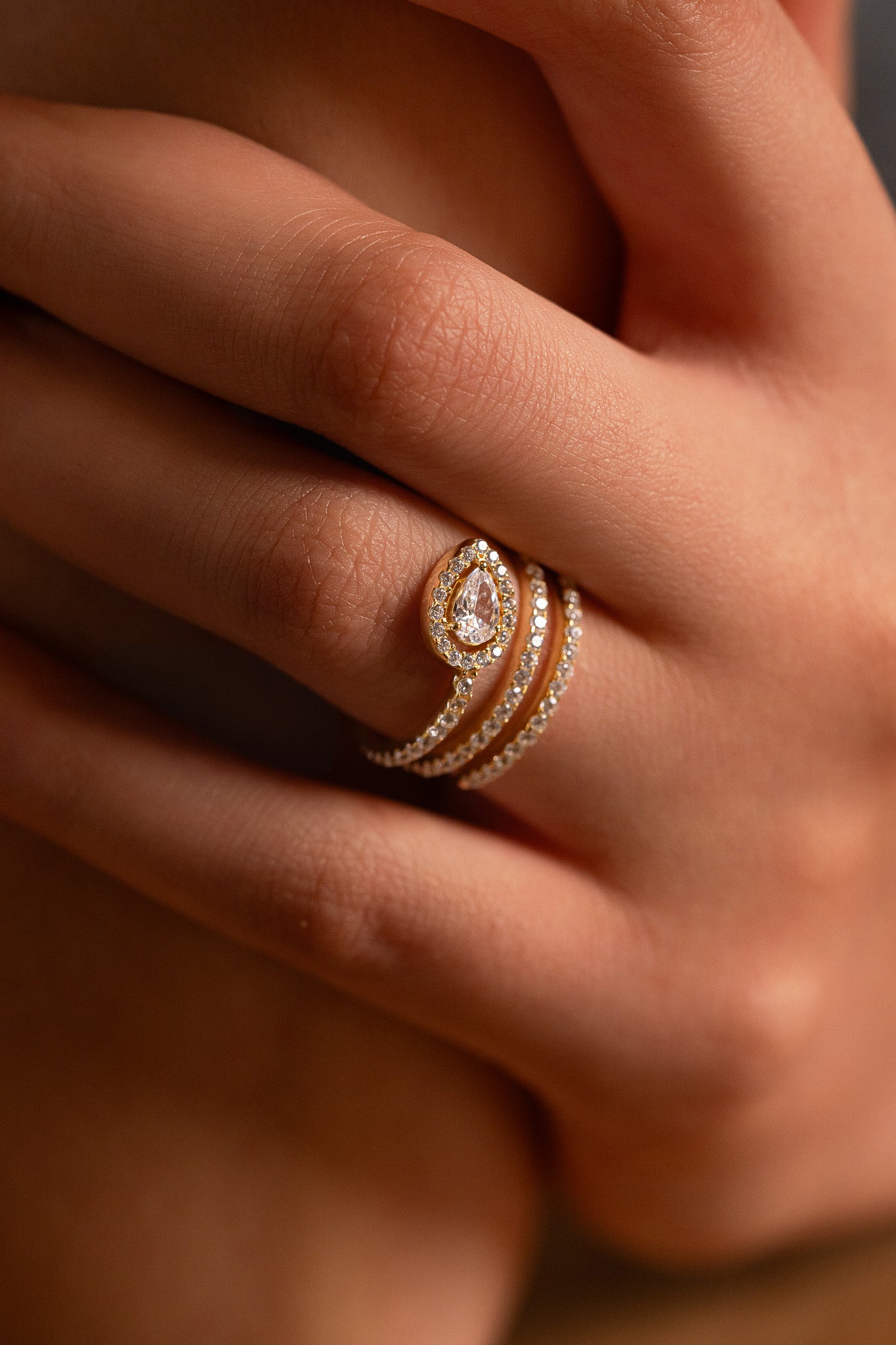 Serpent leaf ring