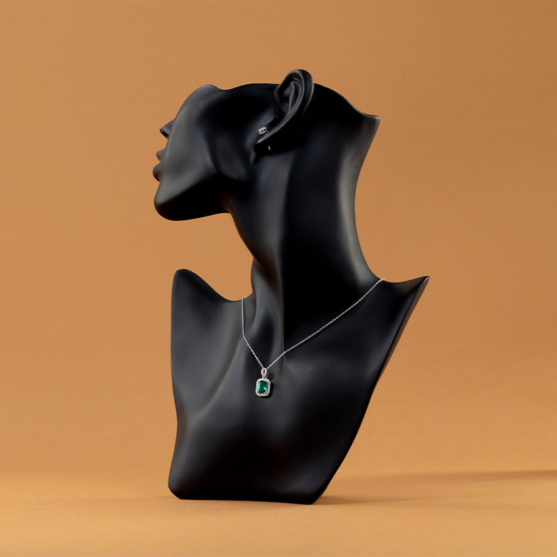 Green Stone Chain Pendant